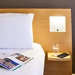 Novotel Centre Готель Бристоль