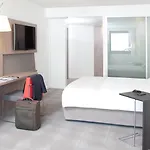 Novotel Centre Бристоль