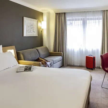Novotel Centre 4*
