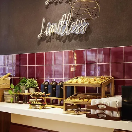 فندق Novotel Centre بريستول