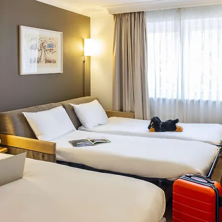 Novotel Centre