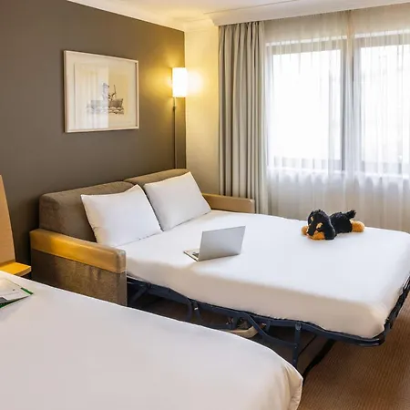 Hotel Novotel Centre 4*