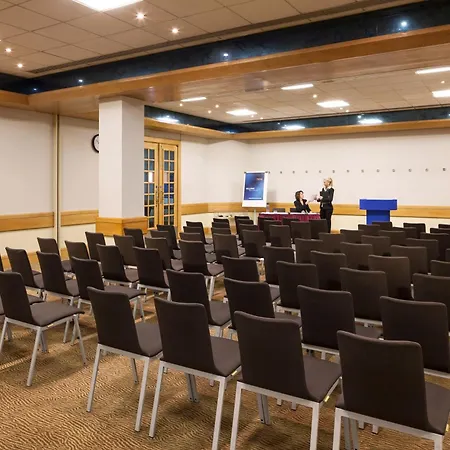Novotel Centre מלון