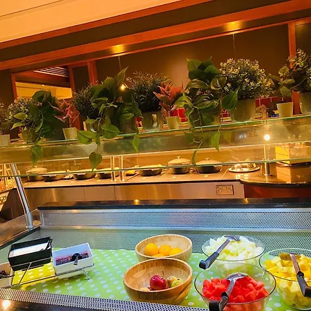 Novotel Centre Hotel 4*