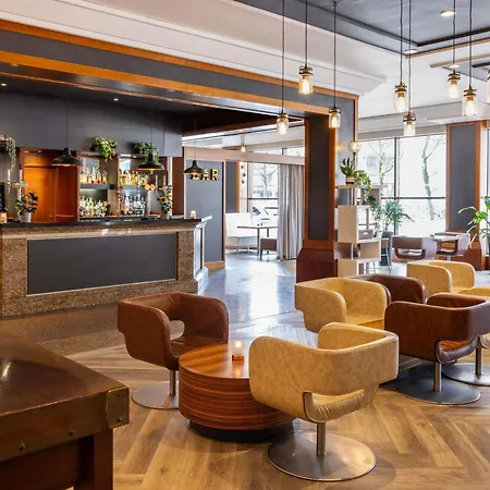 מלון Novotel Centre