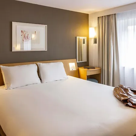 Novotel Centre فندق