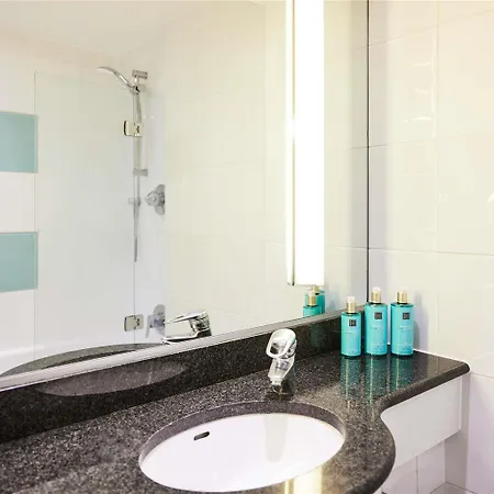 מלון Novotel Centre בריסטול