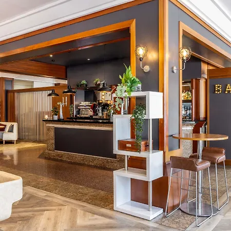 Hotel Novotel Centre 4*
