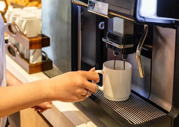 Novotel Centre Hotel 4*