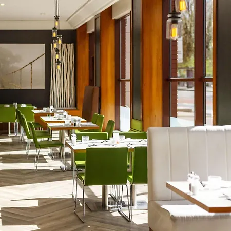 מלון Novotel Centre