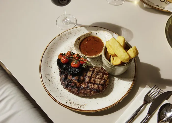 מלון Novotel Centre