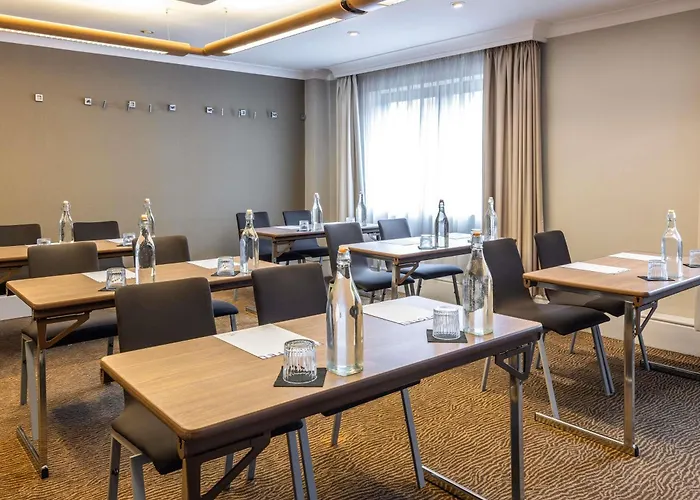Novotel Centre 4* בריסטול