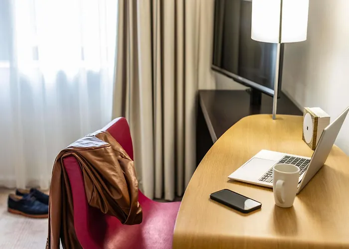 Novotel Centre 4* בריסטול