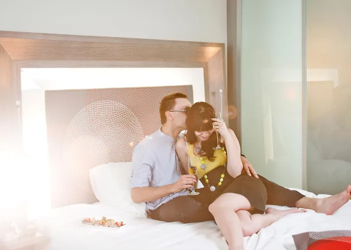 מלון Novotel Centre