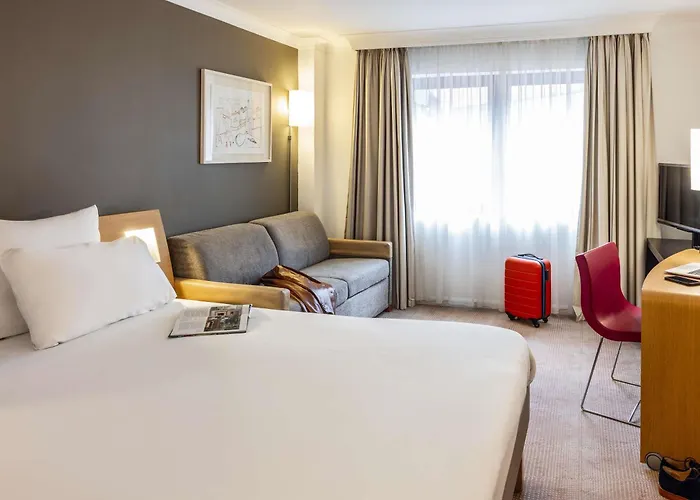 Novotel Centre מלון