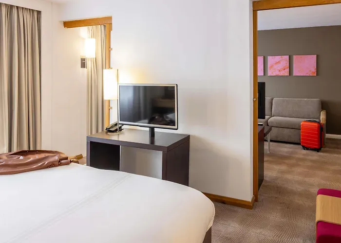 Novotel Centre מלון