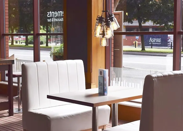 Novotel Centre מלון 4*